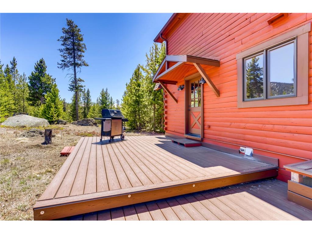 4 Bedrooms 3 Bathroom 2416 sq.ft.